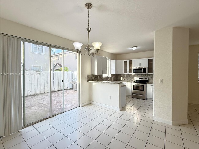 Foto del edificio - 15131 SW 23rd Ln