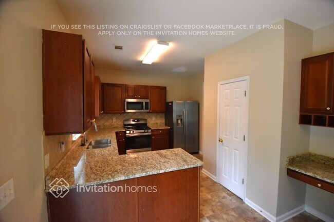 Foto del edificio - 7376 Blue Jay Way