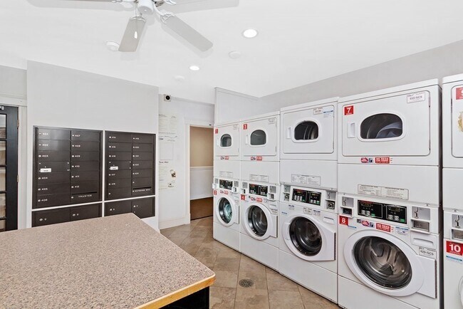 Foto del edificio - 62 Queensberry St