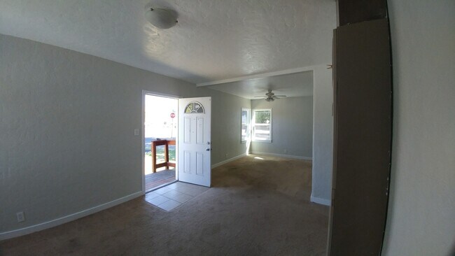 Foto del edificio - 2 Bedroom 1 Bath- House