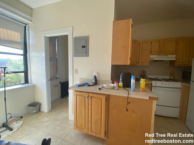 Building Photo - 23 Brighton Ave