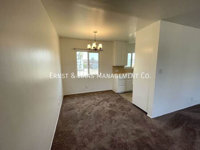 Foto del edificio - 528 Cedar Ave