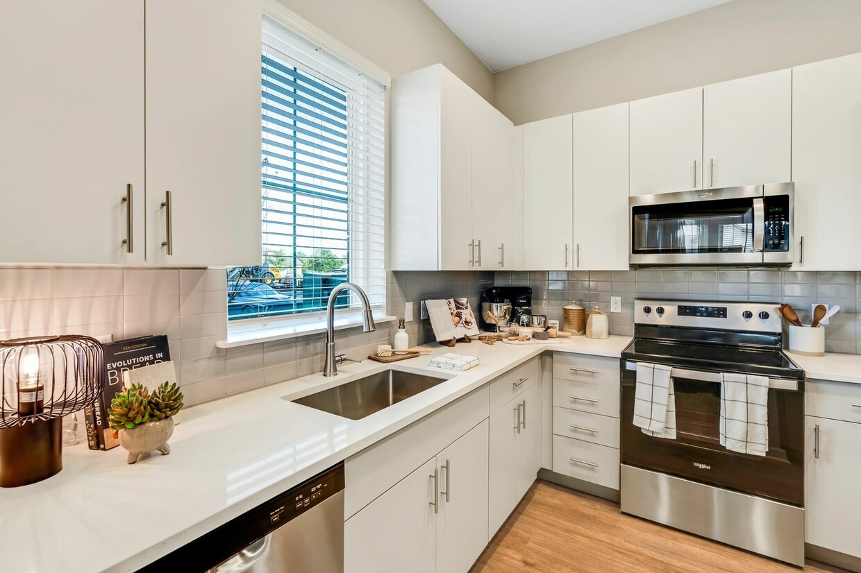 RISE Sereno Townhomes for Rent Wimauma, FL