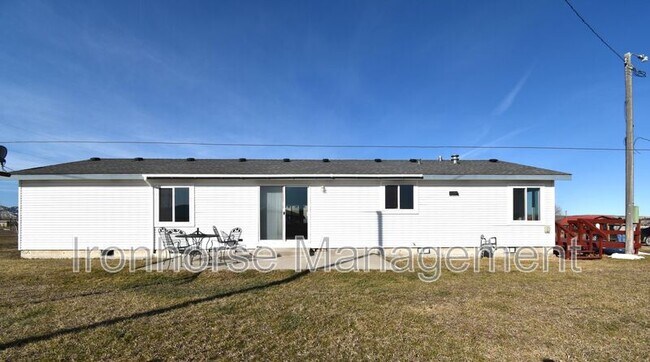 Building Photo - 117 Blackmore Mountain Way