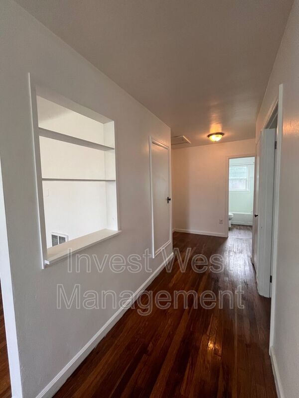 Foto del edificio - 1235-1238 Street