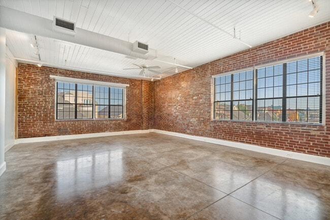 Oversized Living Room/Dining Room Open to Kitchen - RiverLofts @ 460 Tennessee