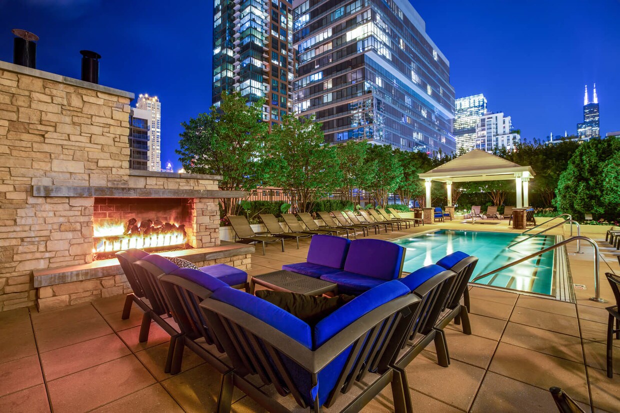 Flair Tower Apartments Chicago, IL