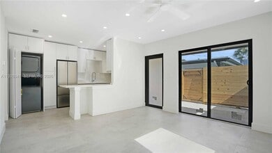 Building Photo - 1119 W Las Olas Blvd