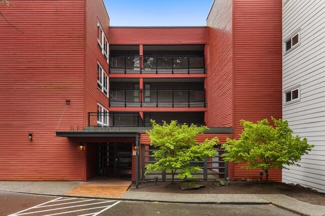Building Photo - 145 105th Ave SE