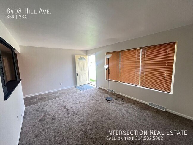 Foto del edificio - 8408 Hill Ave