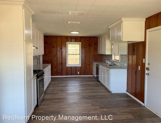 Building Photo - 3 br, 2 bath House - 484 US 259 S