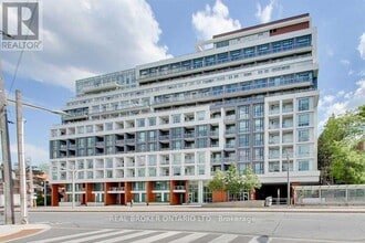 Building Photo - 223 St Clair Ave W