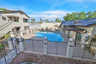 Building Photo - 5064 Jeffreys St