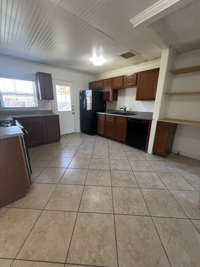Foto del edificio - 2117 Amarillo St