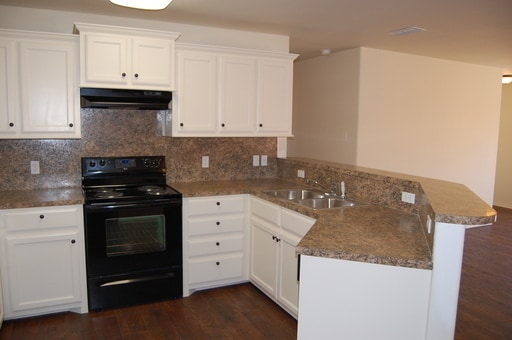 Building Photo - 3108 111th St