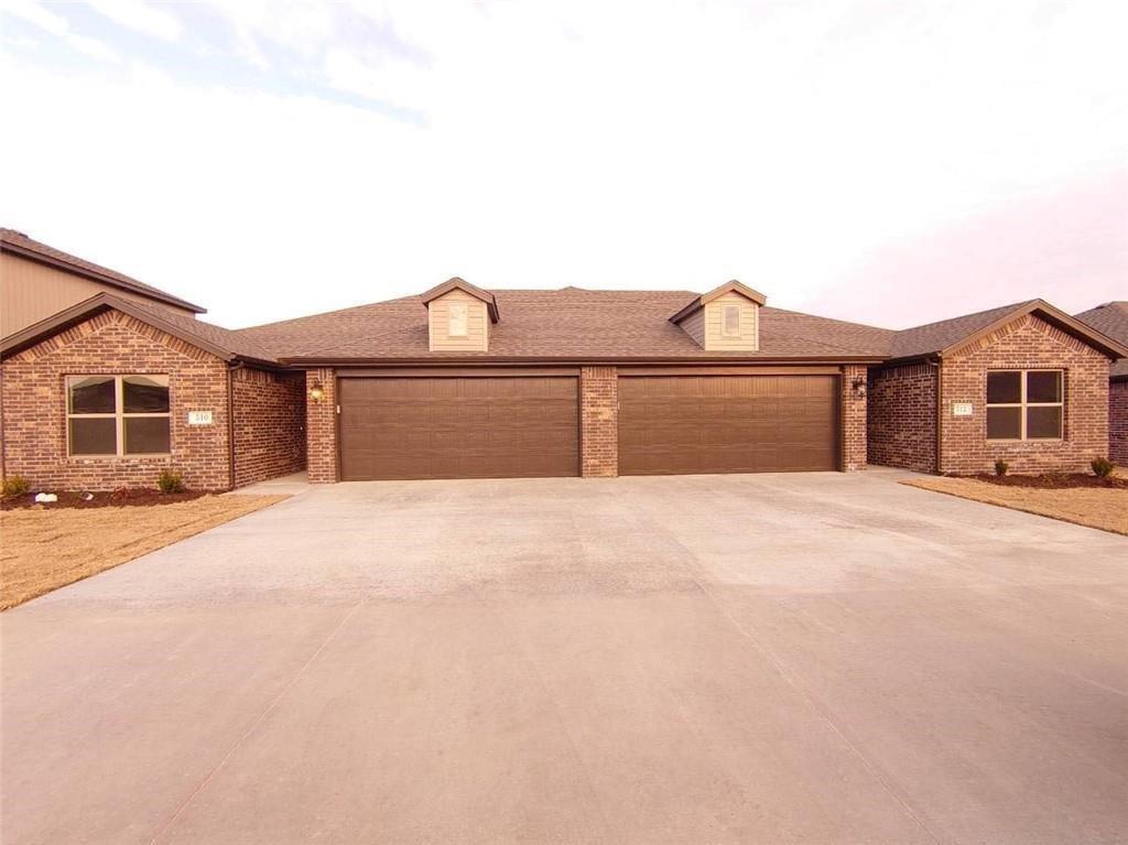 512 Vee St, Centerton, AR 72719 Townhome Rentals in Centerton AR