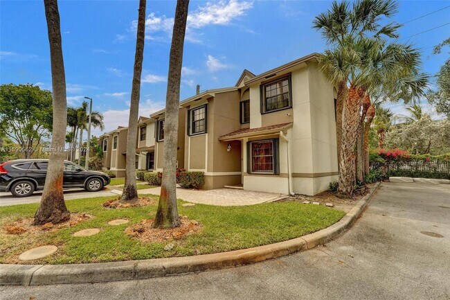 Building Photo - 254 City View Dr