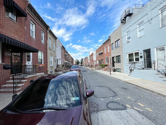 Building Photo - 2628 S Chadwick St