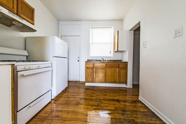 Foto del edificio - 3650 W 18th St
