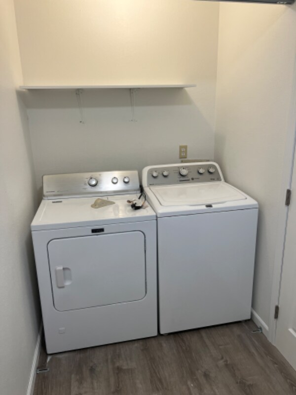 Foto principal - 981 E Snohomish Dr