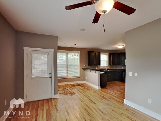 Foto del edificio - 183 Herring St