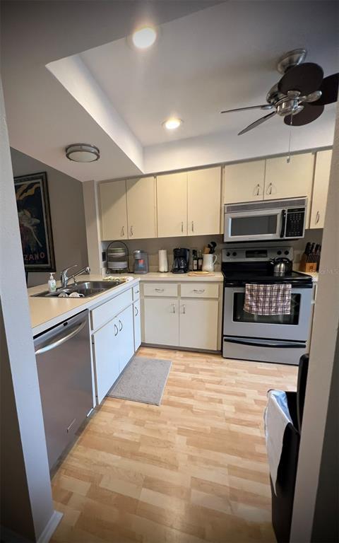 Foto del edificio - 4570 Weybridge St