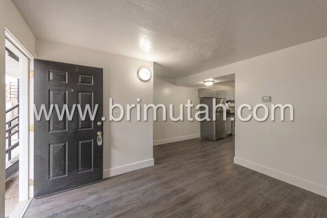 Building Photo - 517 S 1100 E