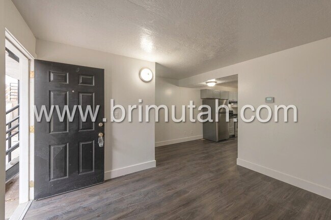 Foto del edificio - 517 S 1100 E