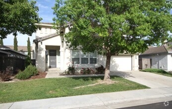 Building Photo - 9849 Burrowing Owl Way