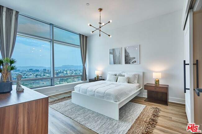 Foto del edificio - 900 W Olympic Blvd