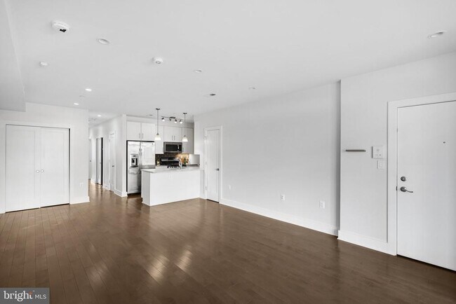 Foto del edificio - 3821 14th St NW