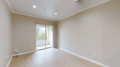 Interior Photo - River Terrace