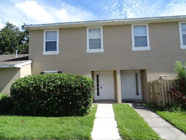 Foto del edificio - Charming 3-Bedroom Townhome in Winter Garden!