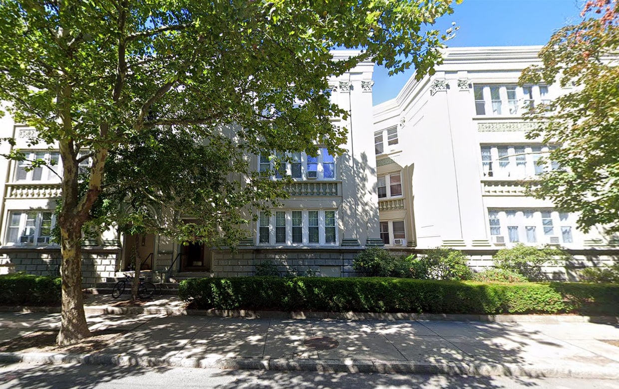 Primary Photo - 324 Saint Paul St