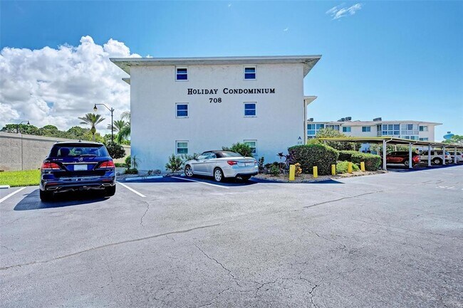 Building Photo - 708 S Tamiami Trl