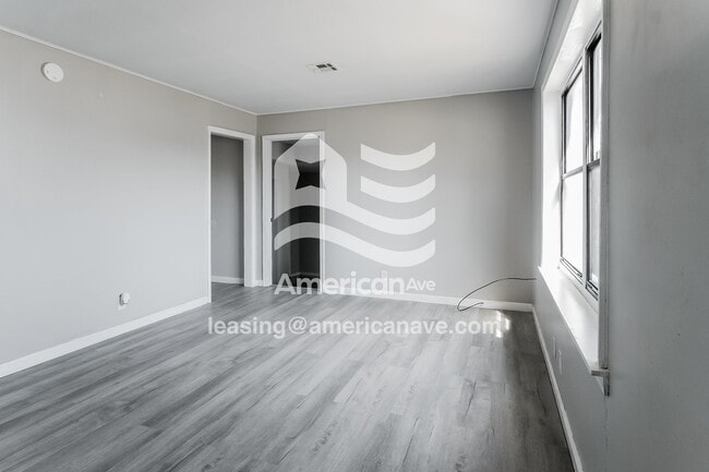 Building Photo - 4540 S 31st W Ave