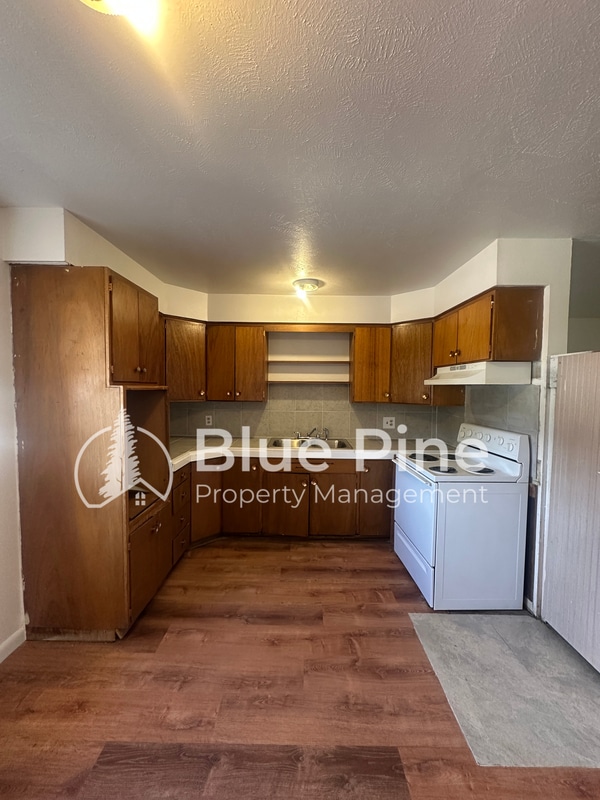 Foto del edificio - 350 S Ridge Ave
