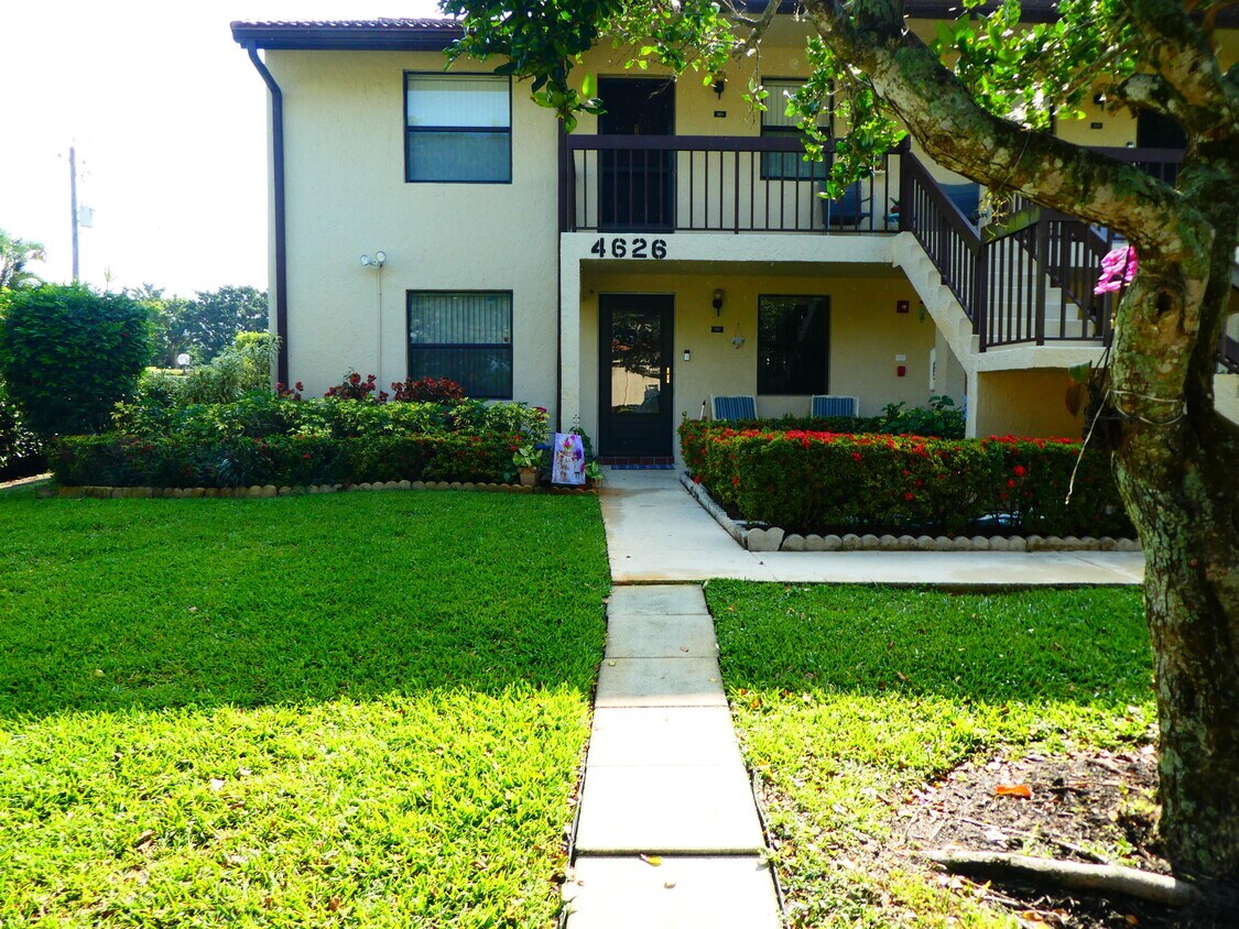 4626 Lucerne Lakes Blvd Unit 101, Lake Worth, FL 33467 Condo for Rent