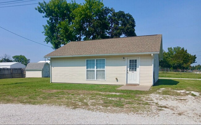 Foto del edificio - 822 Katherine Ave