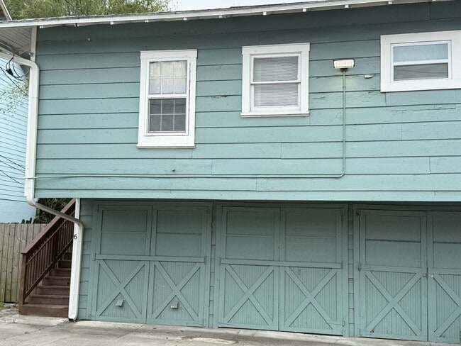 Building Photo - 2861 2nd Ave S