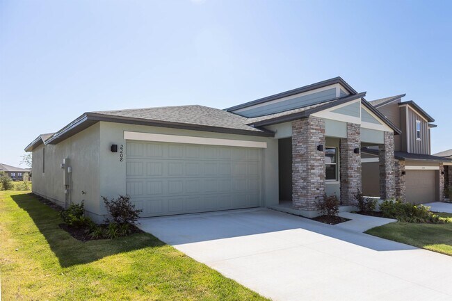 Building Photo - 2208 Crossbow St