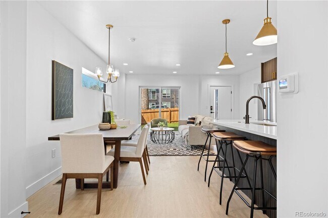 Photo - 1256 Newton St Apartment