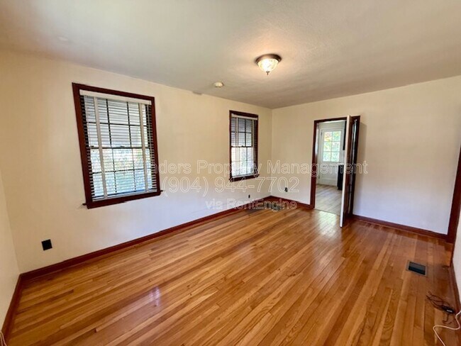 Foto del edificio - 1615 Copeland St