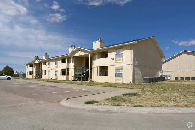 Building - Apache Trace Apartments