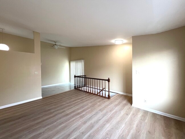 Building Photo - 341 Jefferson Ct