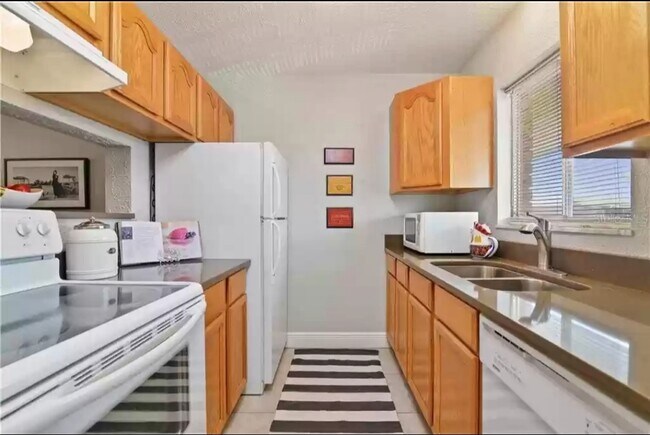 Foto del edificio - 797 W Lancaster rd