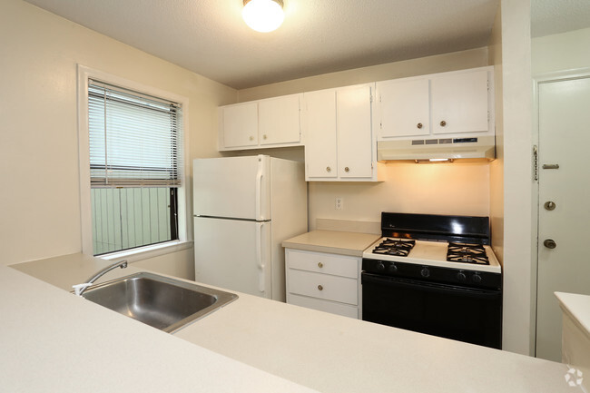 Galley Kitchen - Falconridge Apartments