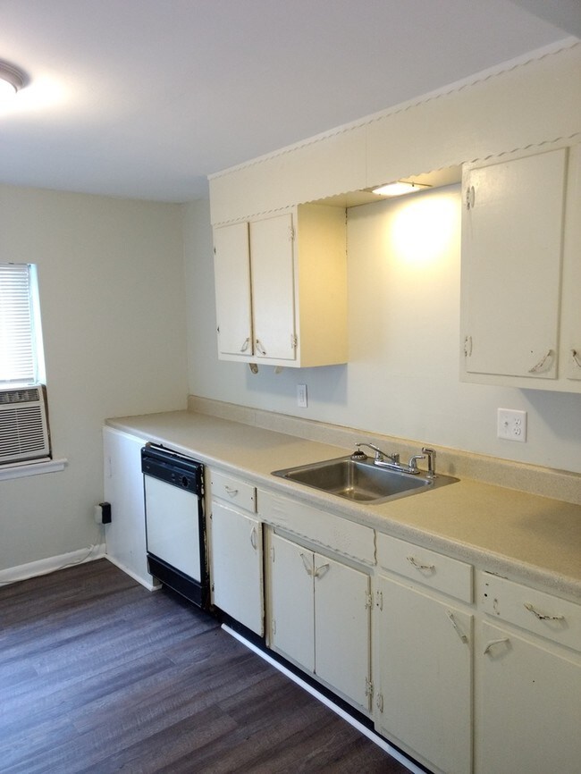 207 Valley View Ave Unit 4, Red Bank, TN 37415 Apartment for Rent in