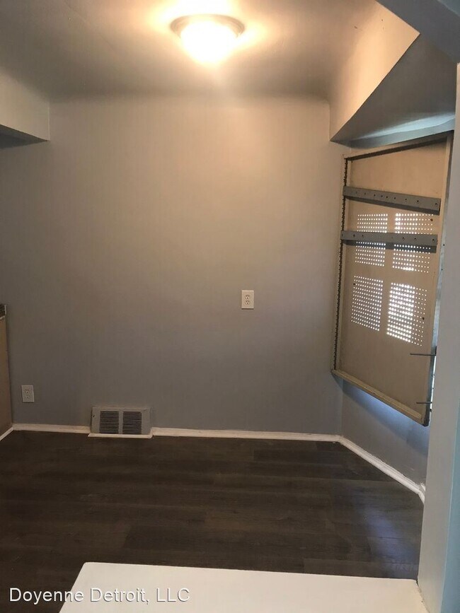Building Photo - 3 br, 1 bath House - 3952 Stockton