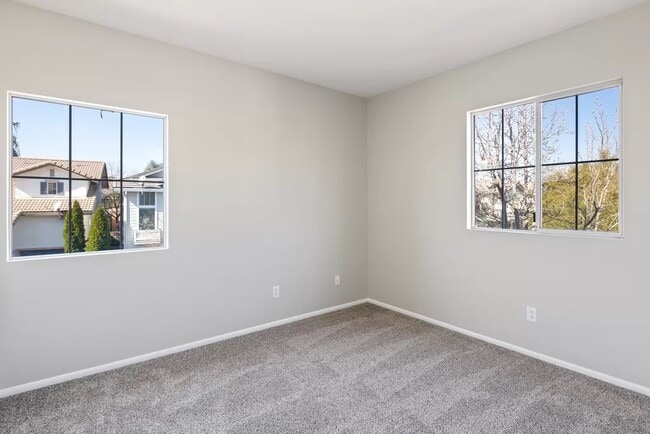 Building Photo - 3450 Lumley Ln